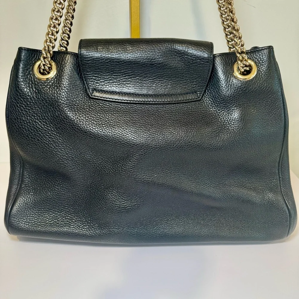 Gucci Emily Large Shoulder Bag In Pebbled Black Leather W Light Gold Chain Strap - Picture 9 of 16